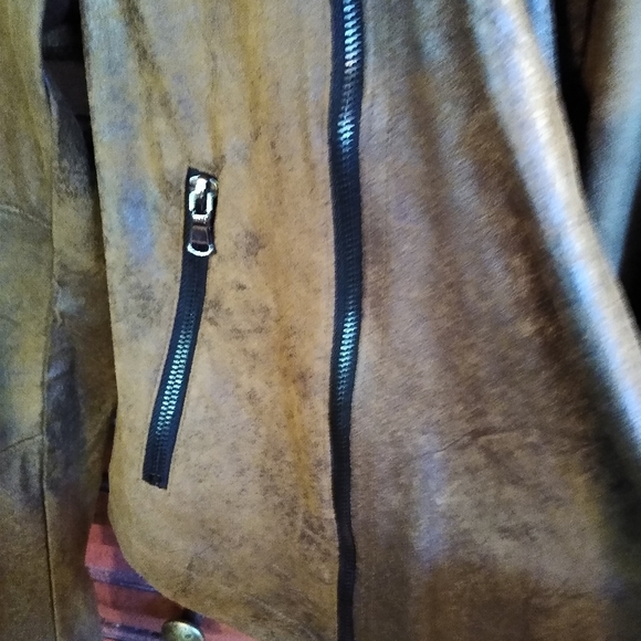 Jacket - Picture 2 of 4